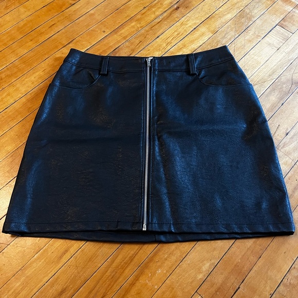 Honey Punch | Skirt - Picture 1 of 8